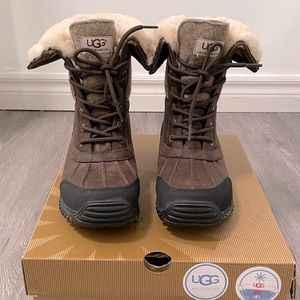 UGG Adirondack II Boots in Stout